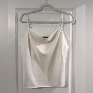 Banana Republic SILKY CLASSIC CAMISOLE White Size Small